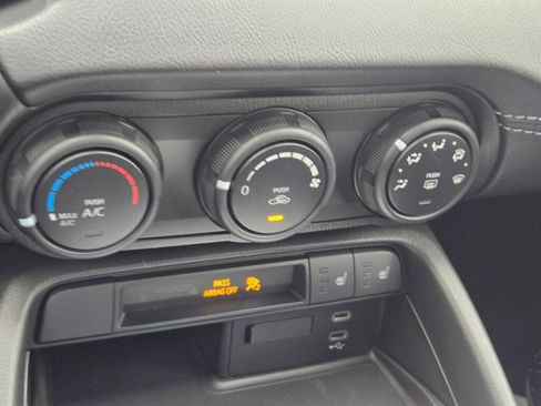New 2026 MAZDA MX-5 Miata Club w/ Interior Package RWD image 15