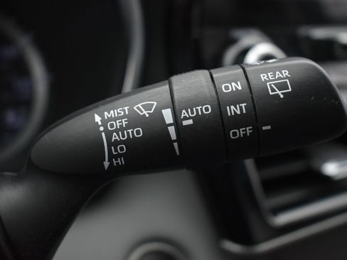 Used 2021 Toyota Highlander Platinum AWD/4WD image 26