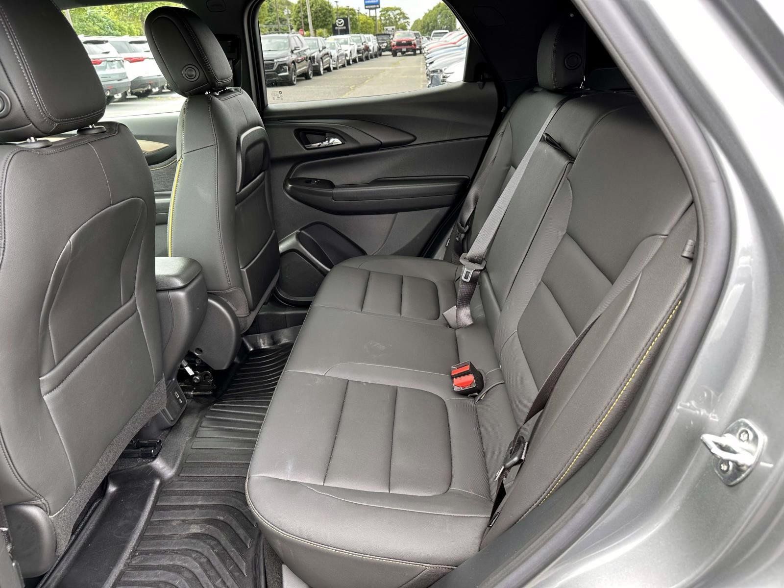 Used 2024 Chevrolet TrailBlazer ACTIV w/ Convenience Package AWD/4WD image 12