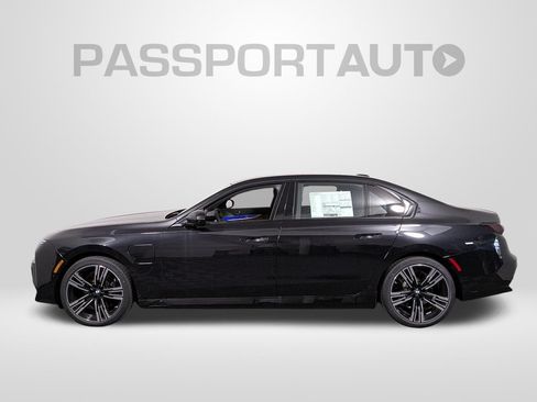New 2026 BMW 750e xDrive AWD/4WD image 2