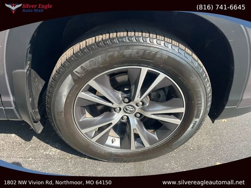 Used 2019 Toyota Highlander Plus image 16