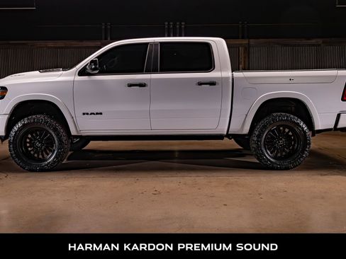 Used 2024 RAM 1500 Limited AWD/4WD image 6