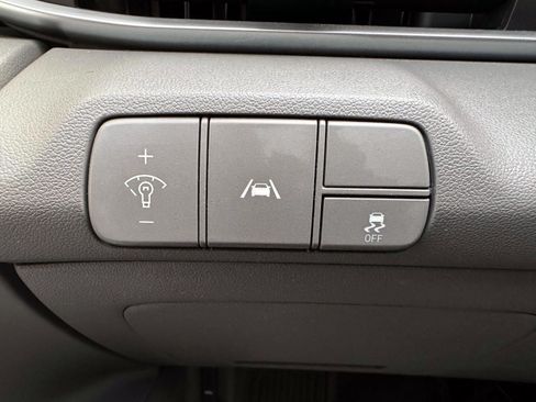 Used 2023 Hyundai Elantra SEL w/ Convenience Package FWD image 14