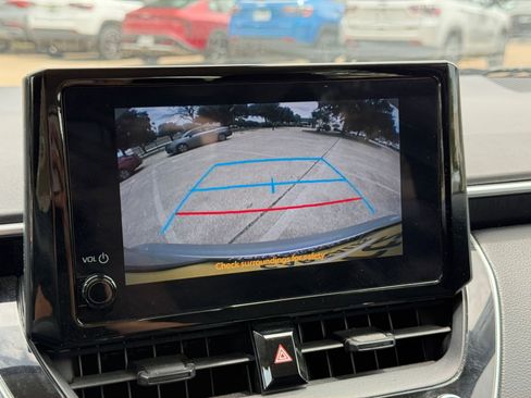 Used 2023 Toyota Corolla LE FWD image 24
