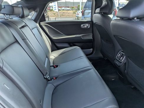 Used 2024 Hyundai Ioniq 6 SEL RWD image 30