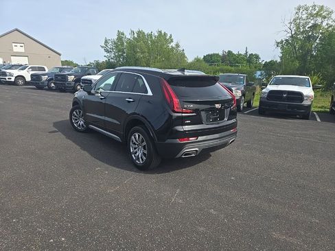 Used 2023 Cadillac XT4 Premium Luxury AWD/4WD image 5