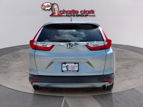 Used 2019 Honda CR-V Touring image 4