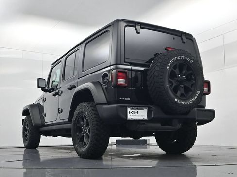 Used 2021 Jeep Wrangler Unlimited Sport AWD/4WD image 39
