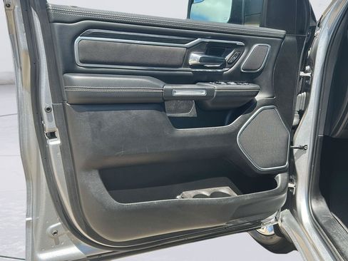 Used 2023 RAM 1500 Laramie AWD/4WD image 8