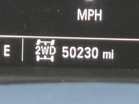 Used 2020 Chevrolet Silverado 2500 Custom w/ Custom Value Package image 16