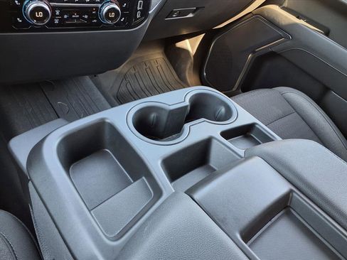 Used 2024 GMC Sierra 1500 Elevation image 24