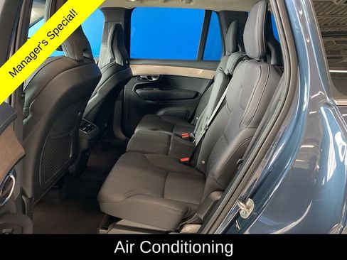 Used 2025 Volvo XC90 B6 Plus AWD/4WD image 12