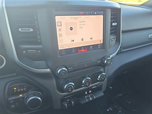 Used 2024 RAM 2500 Big Horn w/ Bed Utility Group image 21