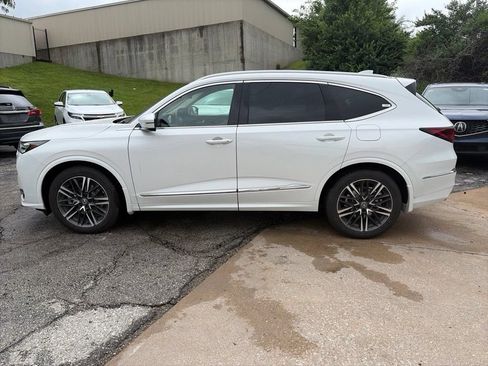 Used 2026 Acura MDX SH-AWD w/ Advance Package image 8