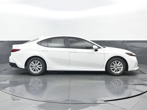 New 2026 Toyota Camry LE FWD image 2