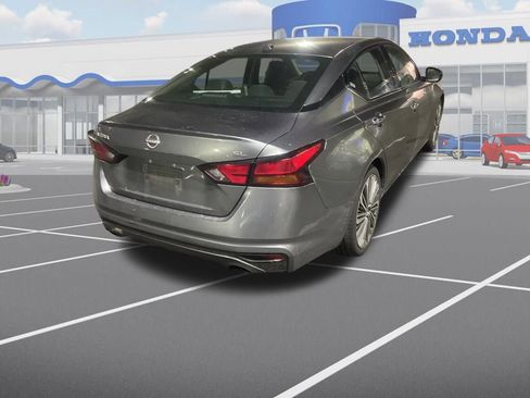 Used 2023 Nissan Altima 2.5 SL image 6