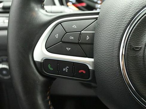 Used 2020 Jeep Compass Limited image 12