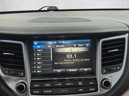 Used 2017 Hyundai Tucson Limited w/ Limited Ultimate Package 03 FWD image 18