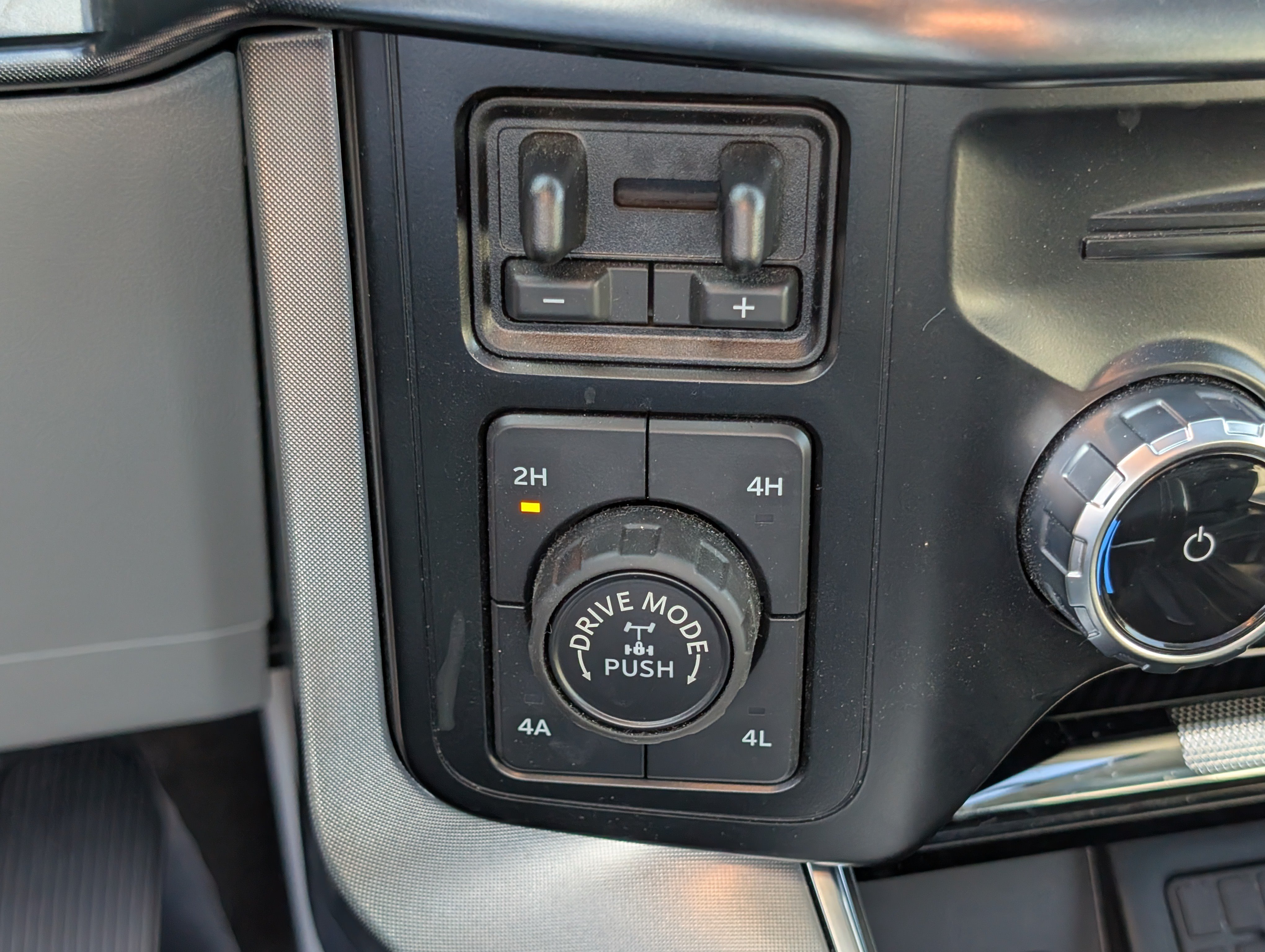Used 2023 Ford F150 Limited AWD/4WD image 29