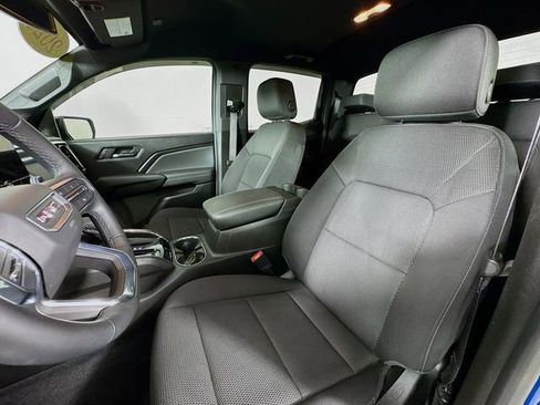 Used 2024 GMC Canyon Elevation w/ Convenience Package AWD/4WD image 11