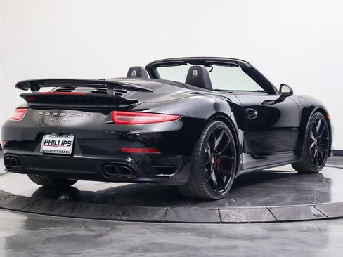 Used 2014 Porsche 911 4 Cabriolet AWD/4WD image 32