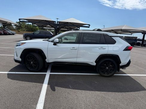 Used 2024 Toyota RAV4 SE AWD/4WD image 8