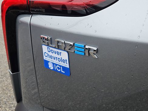 Certified 2025 Chevrolet Blazer EV LT AWD/4WD image 6