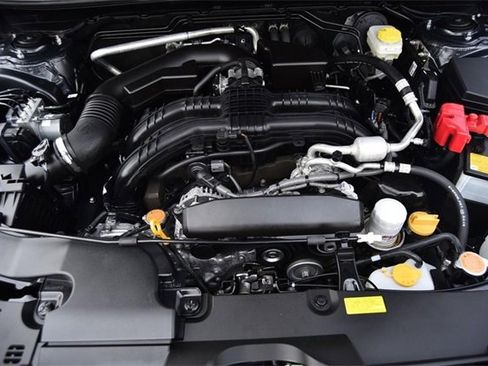 Used 2024 Subaru Crosstrek 2.0i Premium image 24