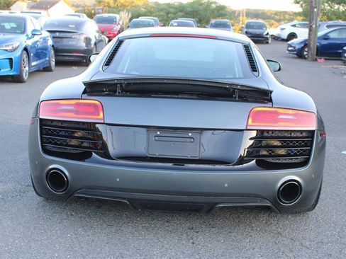 Used 2014 Audi R8 V10 image 7