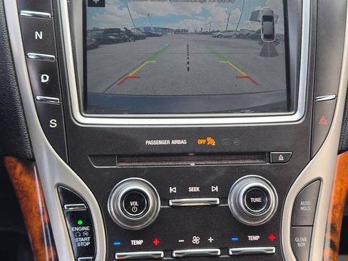 Used 2017 Lincoln MKX Reserve FWD image 9