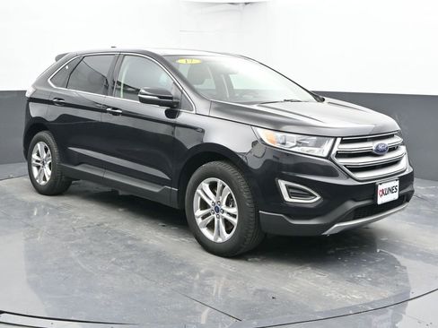 Used 2017 Ford Edge SEL w/ Equipment Group 201A AWD/4WD image 3