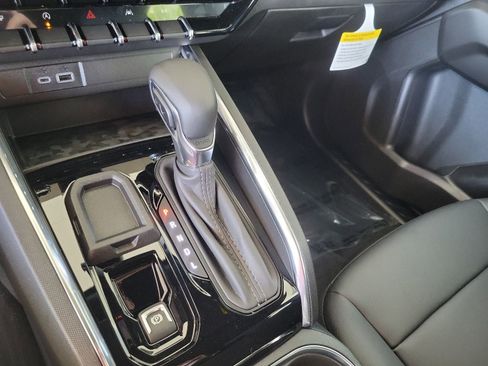 New 2026 GMC Canyon Elevation RWD image 16