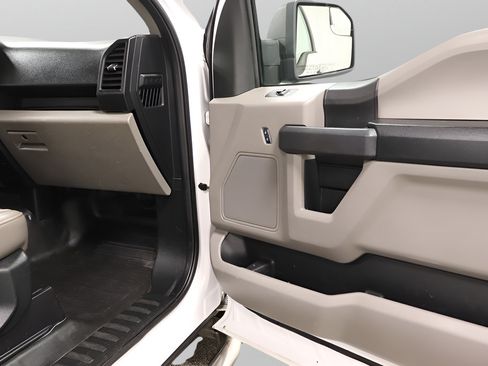 Used 2020 Ford F150 XL w/ Equipment Group 101A Mid RWD image 29