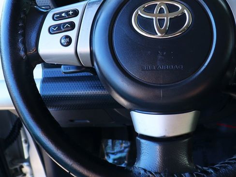 Used 2007 Toyota FJ Cruiser 4WD image 51