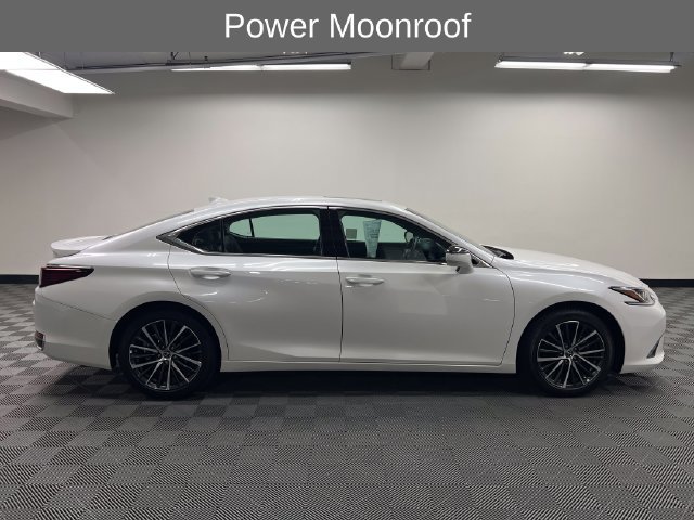 Certified 2025 Lexus ES 300h w/ Premium Package FWD image 4