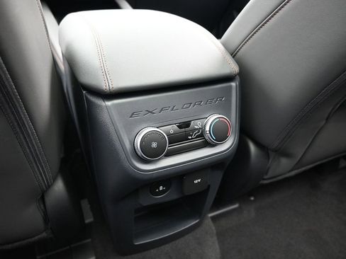 New 2026 Ford Explorer Active AWD/4WD image 27