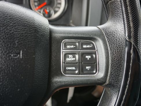 Used 2017 RAM 1500 Classic SLT RWD image 24