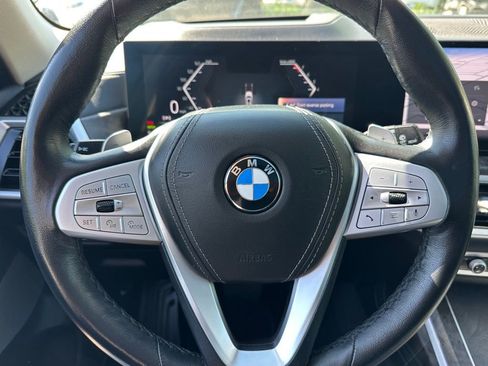 Used 2025 BMW X7 xDrive40i w/ Premium Package AWD/4WD image 29
