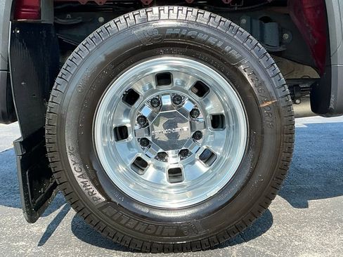 Used 2022 GMC Sierra 3500 Denali w/ Denali Ultimate Package AWD/4WD image 5