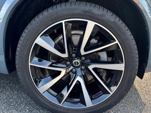 Used 2023 Volvo XC90 B5 Plus w/ Protection Package Premier AWD/4WD image 17