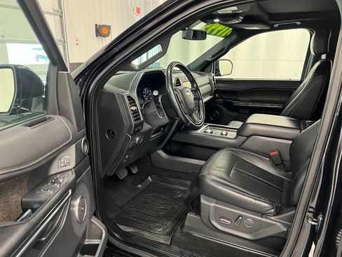 Used 2019 Ford Expedition Max Limited AWD/4WD image 7
