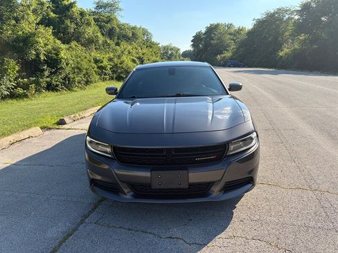 Used 2019 Dodge Charger SXT RWD image 7