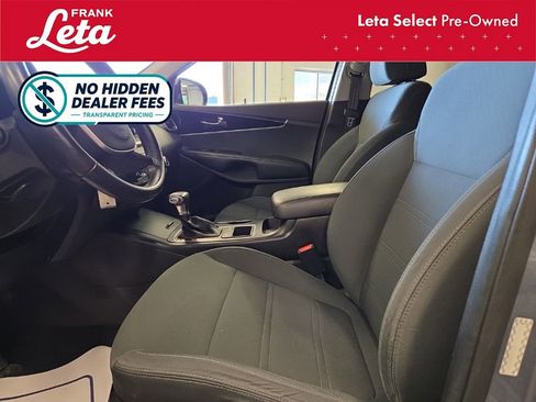 Used 2020 Kia Sorento LX w/ LX I4 Convenience Package FWD image 13