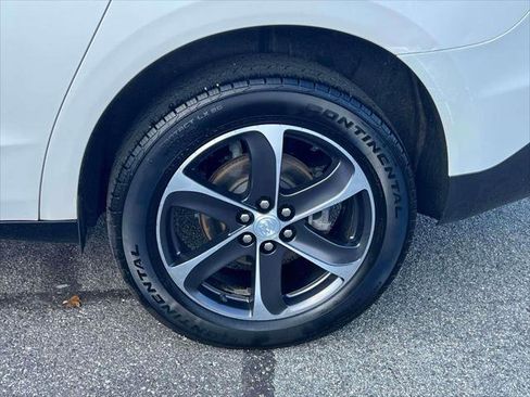 Used 2022 Buick Enclave Essence w/ Sport Touring Edition image 10