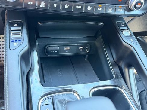 Certified 2025 Kia Telluride SX Prestige X-Line AWD/4WD image 25