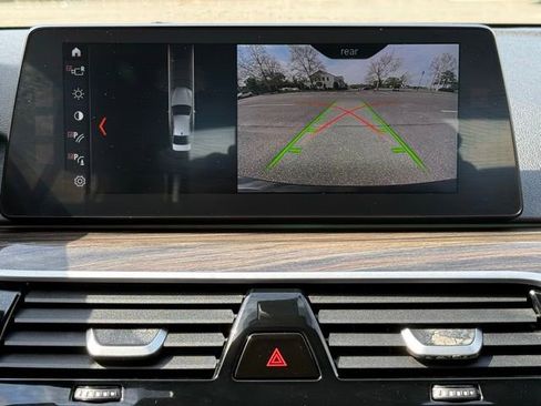 Used 2018 BMW 530i xDrive AWD/4WD image 43