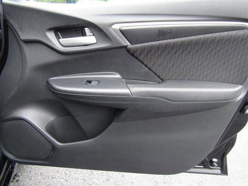 Used 2020 Honda Fit EX image 29