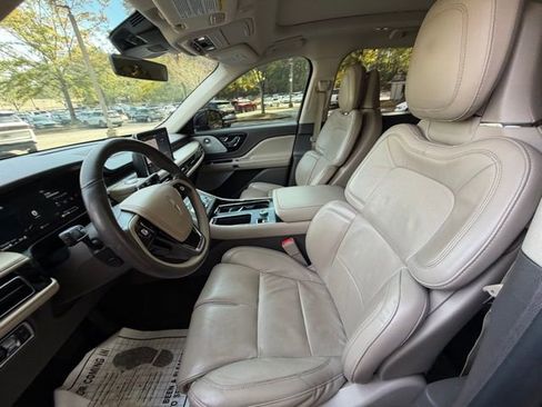 Used 2020 Lincoln Aviator Reserve w/ Equipment Group 201A image 13