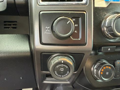 Used 2016 Ford F150 XLT w/ Equipment Group 302A Luxury AWD/4WD image 20