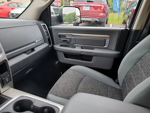 Used 2017 RAM 1500 Big Horn AWD/4WD image 18